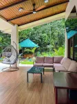 Pavones Surf Villa ~ Pool, Gym & Beach - Wifi
