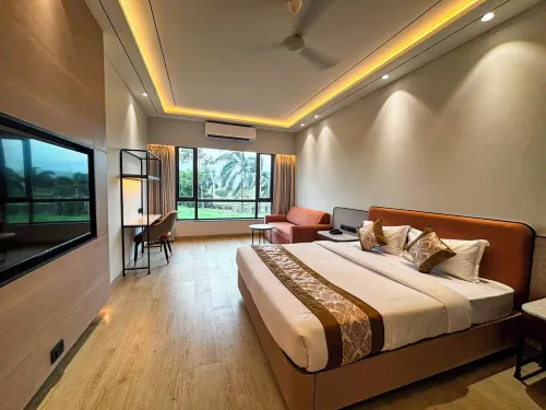 Hotel Grand Parivaar - vue sur la montagne