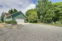 Hot Tub, Orchard & Grand Mesa Views! Dream Home! - 2-Star