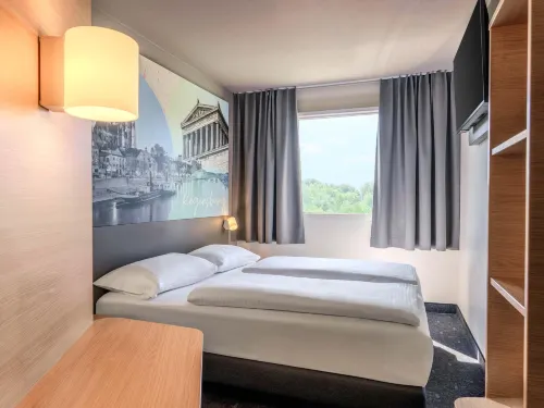 B&B HOTEL Regensburg-Ost - 2-Star