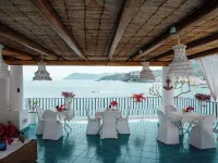 B&B Alta Marea Lipari - سرير ووجبة إفطار