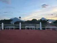 Hotel Paradise Inn - Mountain view