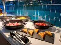 Travelodge Bilbao Sestao - breakfast