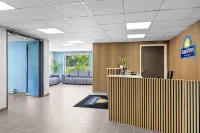 Days Inn by Wyndham la Crosse - Pet friendly