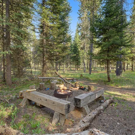 Magic 5BR Cabin • Hot Tub • Game Room • McCall