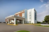 SpringHill Suites Wichita Airport - Lemmikkieläimet sallittu