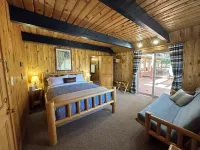 Mount Peale Country Inn Near Moab - parking