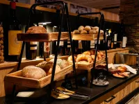 Eiger Mountain & Soul Resort - servizio colazione