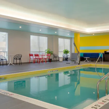 Tru By Hilton Gananoque, ON