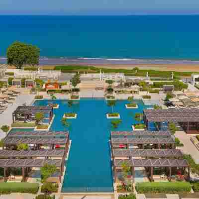 W Muscat Hotel Exterior