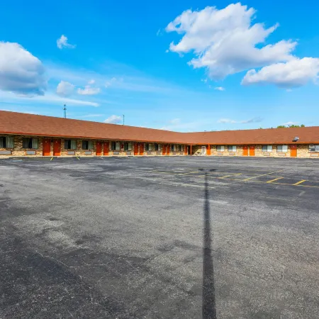 Budget Host Inn by Hotel O Portland Near I-65