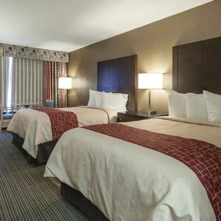 Red Roof Inn & Suites DeKalb