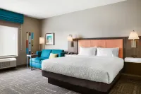 Hampton Inn & Suites Chicago Waukegan - Pet friendly