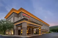 Hampton Inn Fishkill - 2-Star