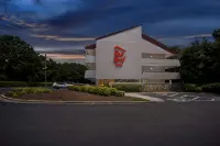 Red Roof Inn Chapel Hill - UNC - 2-Star