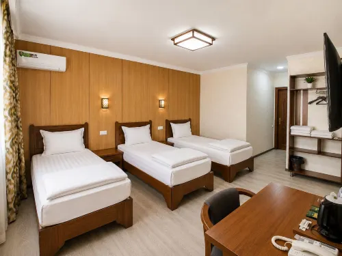 Mashhur Hotel - Fitnessstudio