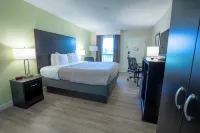 Quality Inn Palm Beach International Airport - parking