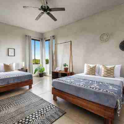 LaFamilia Casa and Suites Rooms