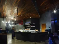 Atix Hotel - 5-Star