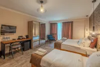 Gudauri Loft Hotel - Parking