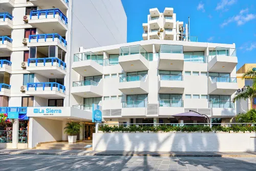 Hotel Be la Sierra - 3 ดาว