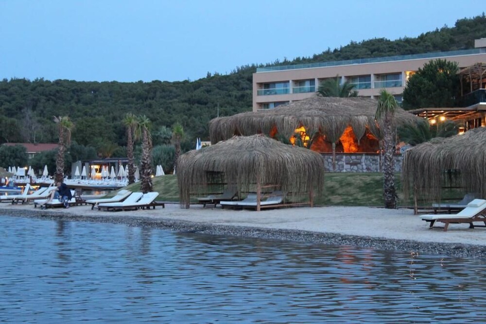 Ivy Sailing Resort