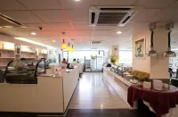 واي إم سي إيه @ وان أورتشارد