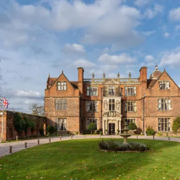 Castle Bromwich Hall, Sure Hotel Collection by Best Western Отели рядом с достопримечательностью «Развлекательный центр Star City»