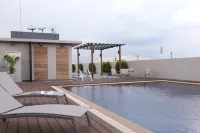 Miracle Suvarnabhumi Airport - Rooftop Pools