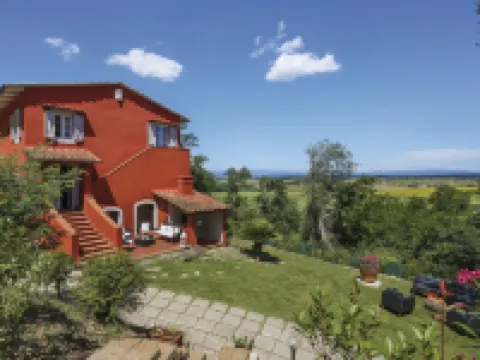 Piero Hotels in Buti