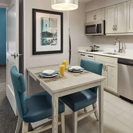 Homewood Suites by Hilton Long Beach Airport