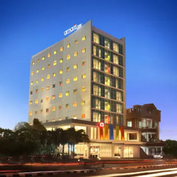Amaris Hotel Padang Các khách sạn gần Chợ Lớn