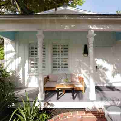 Lighthouse Hotel - Key West Historic Inns Hotel Exterior