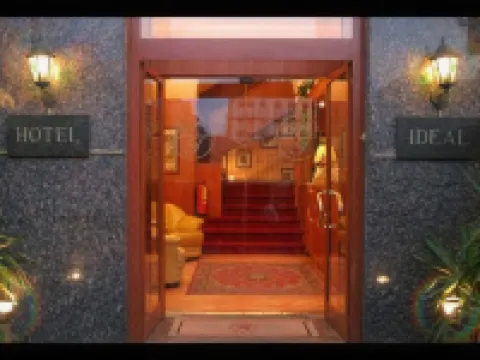 Ideal City Walk Hotels in Naples