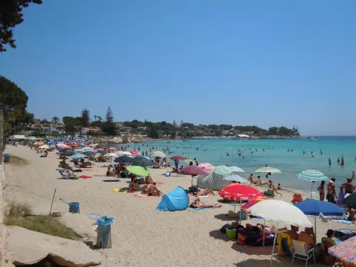 Villa  in Full Relaxation - Air-Conditioned - wi-fi Hotels in Fontane Bianche