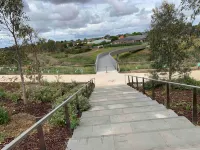 5Br Luxury House 20 Min to CBD Spacious Living