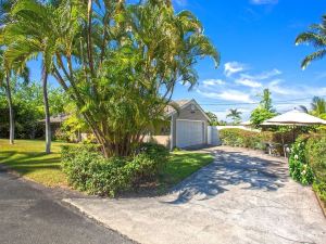 Hale Nani Loa - White Sands Beach Home with Private Pool by Casago Kona