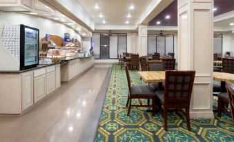 Holiday Inn Express & Suites South Padre Island