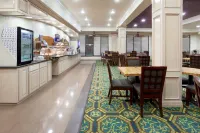Holiday Inn Express & Suites South Padre Island