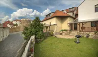 Hotel U Zlateho byka Hotel di 