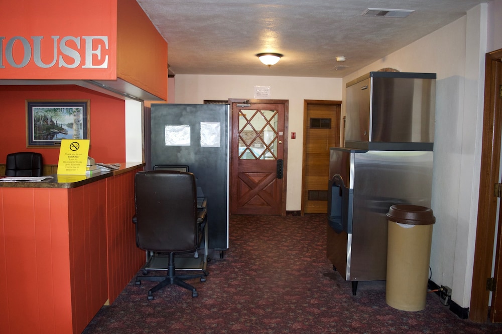 AmeriVu Inn and Suites - St. Croix Falls