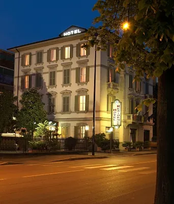 Hotel Residence Hotels in Парма