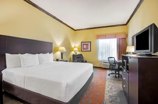 La Quinta Inn & Suites by Wyndham Eastland Hotels in Eastland