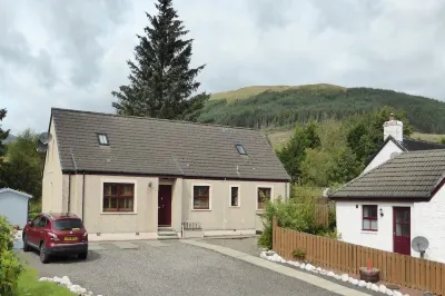 Clifton Cottage B&B Hotels near Rob Roy House