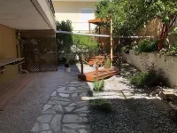 Rhodes Backpackers Boutique Hostel and Apartments Hotels in 