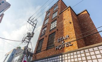 Jeonju Junghwasandong Hotel Star