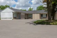 Hotel Richmond Hill Inn on North Hotels in Richmond Hill