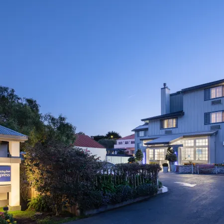 Holiday Inn Express MONTEREY-CANNERY ROW by IHG