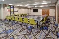 Holiday Inn Express & Suites Memphis Southwind Hotels in Collierville
