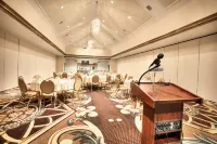 Holiday Inn & Suites Ocala Conference Center Hotels in Ocala